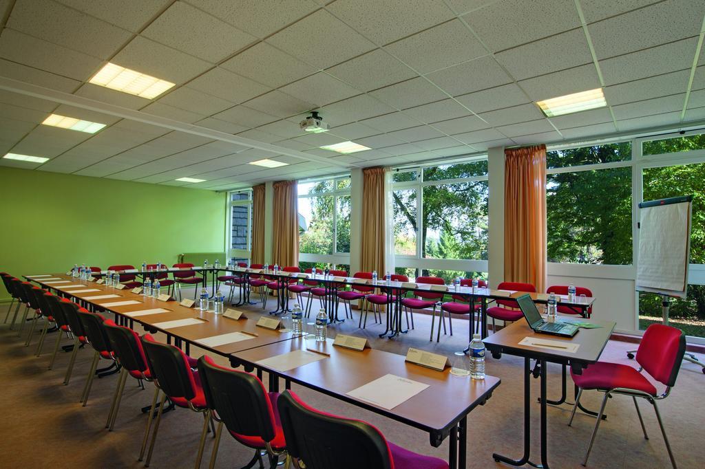 Hotel Belambra Le Normont Dourdan Bagian luar foto